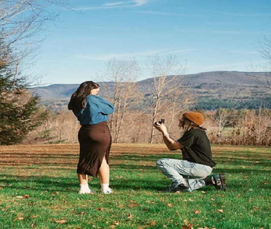 Matthew Turner proposing her girlfriend Megan Belmonte